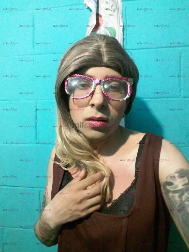 FOTOS DE HERMOSA TRANS GUERITA FLAQUITA BIEN APRETADITA Y MAMADORA DE BUEN VER Y BUENA VE