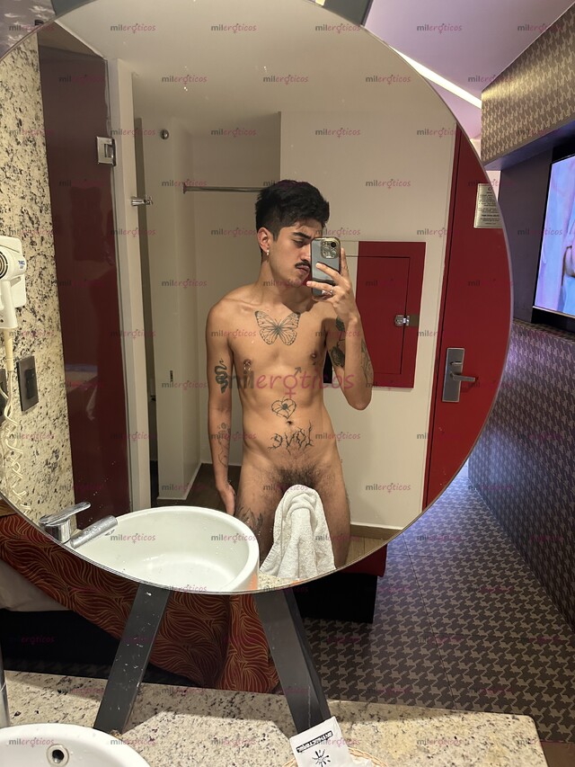 FOTOS DE JOVEN LATINO MEXA XXL PARA PASARLA BIEN (SOLO SOLVENTES)