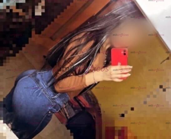 FOTOS DE ROXI , NENA MUY FOGOSA DE NALGAS PARADITAS RICAS Y EXOTICAS PARA TI