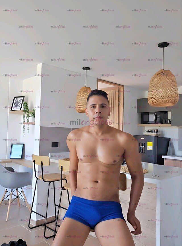 FOTOS DE ANDRES VERGON VERGA DURA 23 CM REALES Y DURA