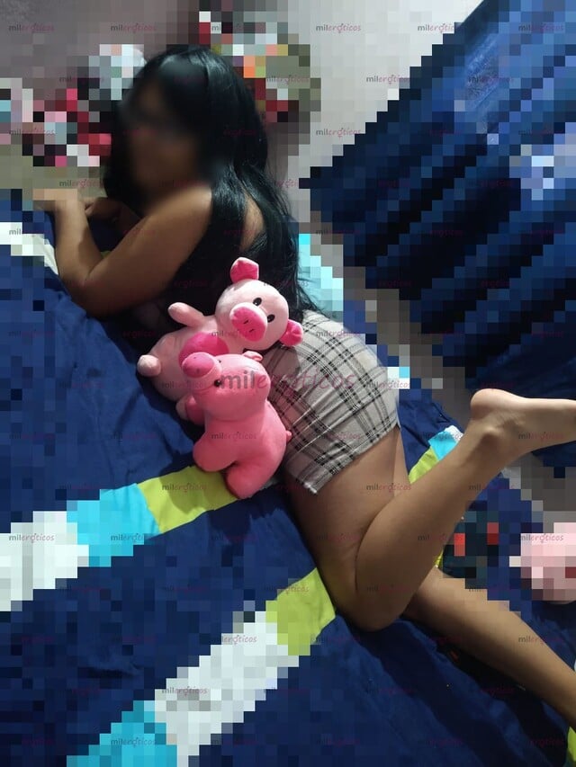 FOTOS DE VIOLETA PERFIL PETIT JOVENCITA CON GANAS DE COGER RICO PASEMOS UN RICO MOMENTO