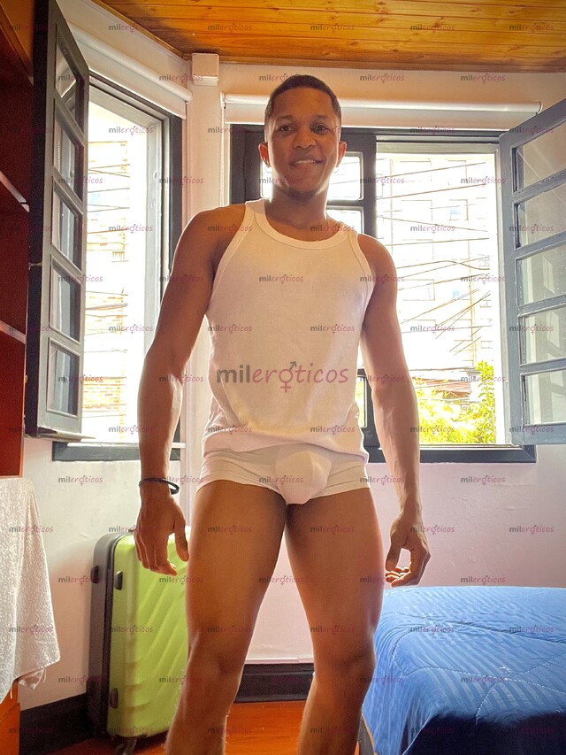 FOTOS DE CHICO JOVEN, MORENO, VARONIL 21 CM , BUEN CUERPO SUPER COMPLACIENTE