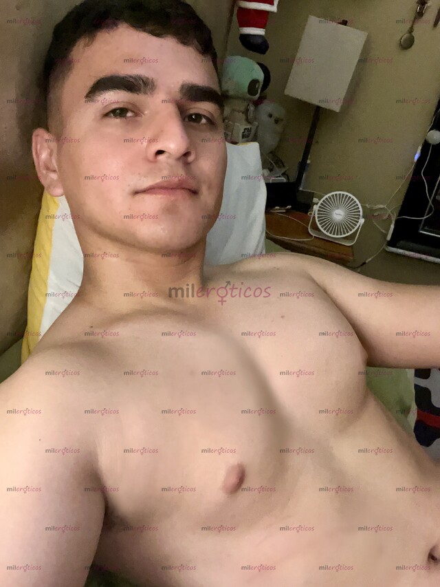 FOTOS DE SOY UN CHICO MUY COMPLACIENTE,DISCRETO,NALGÓN, Y VERGON