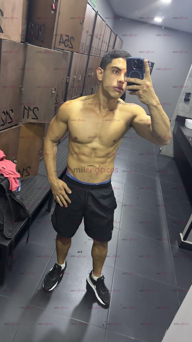 FOTOS DE XXL BRENZ VERGA GRUESA Y CURVA FULL LECHERA