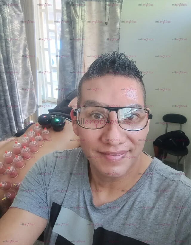 FOTOS DE MASAJE PROFECIONAL PROFECIONAL TERAPIAS DE REHABILITACIÓN Y SPA