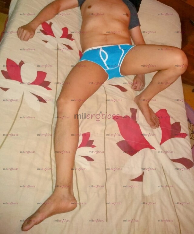 FOTOS DE MARCOS. HOMBRE GUAPILLO JOVEN BUENA VERGA. SERVICIO DE SEXO A CABALLERO Y A DAMA