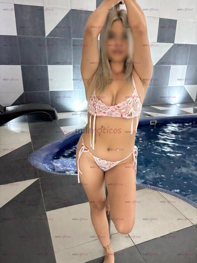 FOTOS DE PUTITA BISEXUAL FLAQUITA RICA CON MUCHAS GANAS DE COMERTE Y MAMARTELA TODA