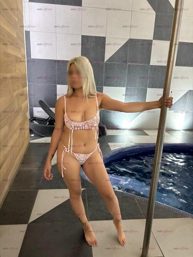 FOTOS DE PUTITA BISEXUAL FLAQUITA RICA CON MUCHAS GANAS DE COMERTE Y MAMARTELA TODA