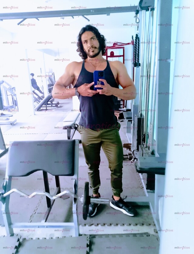 FOTOS DE YA NO OFREZCO SEXO, SOLO SOY ALGUIEN CON QUIÉN HABLAR