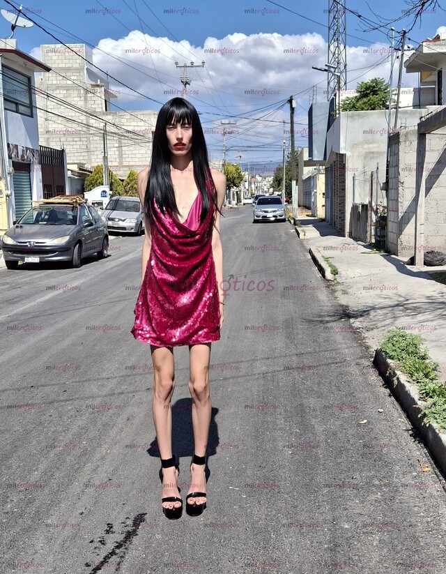 FOTOS DE JUNIO SOY CHICA TRANS. TE COJO EN MOTEL. TENGO UN PENE GRANDE Y LLENO DE SEMEN.