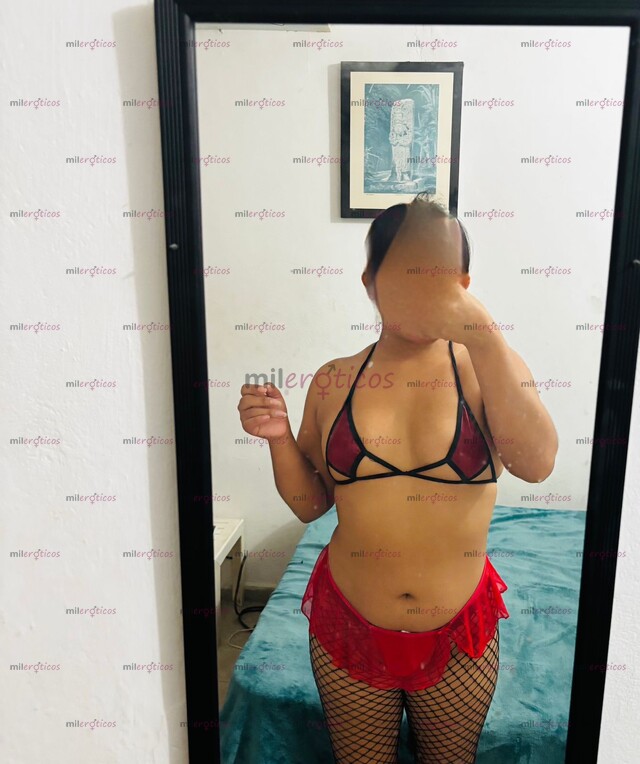 FOTOS DE JOVEN GUAPA 20 AÑOS CON EXCELENTE ACTITUD MONICA 700