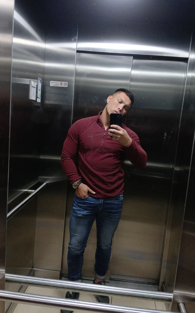 Materia dispuesta a ser sujeto de experimentos de todo tipo social o fetiches salidas de grato momento con imaginaciones infinitas sin limites de rest...