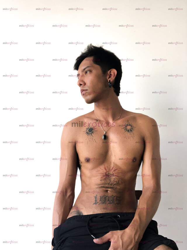 FOTOS DE MORENO INTER. BUEN CULO Y BUENA VERGA, 19 CM.