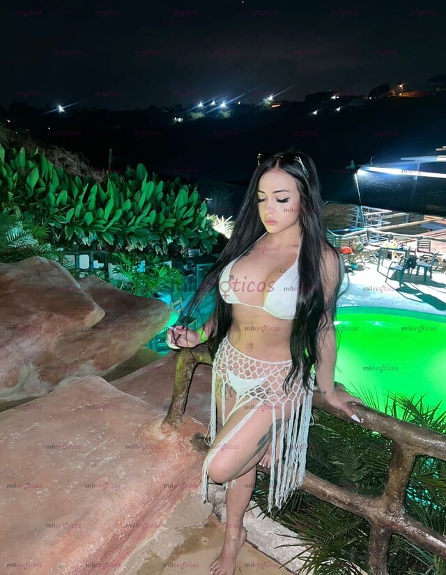 FOTOS DE TRANS HERMOSA, EDUCADA, FEMENINA Y SOBRE TODO MUY CALIENTE