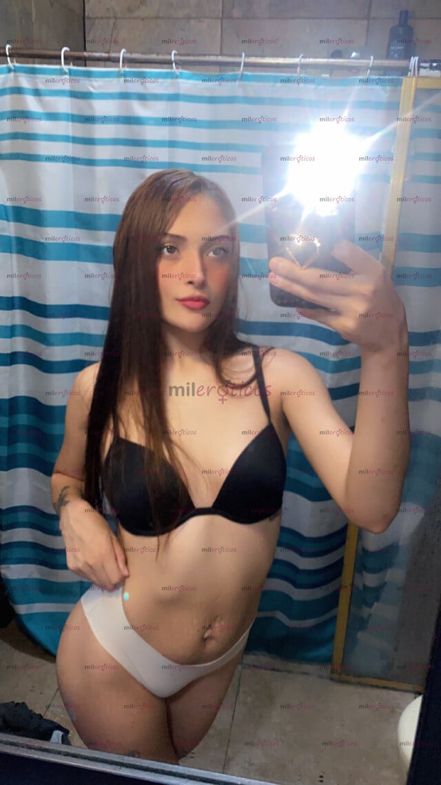 FOTOS DE ME LLAMO VECKI TENGO 19 AÑOS HERMOSA Y DIVERTIDA