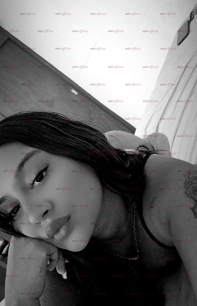 FOTOS DE TE GUSTAN NALGONA, CALIENTES Y ESTRECHAS, SOY LA PERSONA INDICADA PAPI HAZME TUY