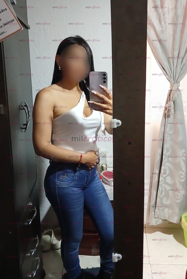 FOTOS DE KARINA UNA DAMA MADURA MUY SENSUAL QUE HACE DELICIOSOS MASAJES PARA QUE TE RELAJ