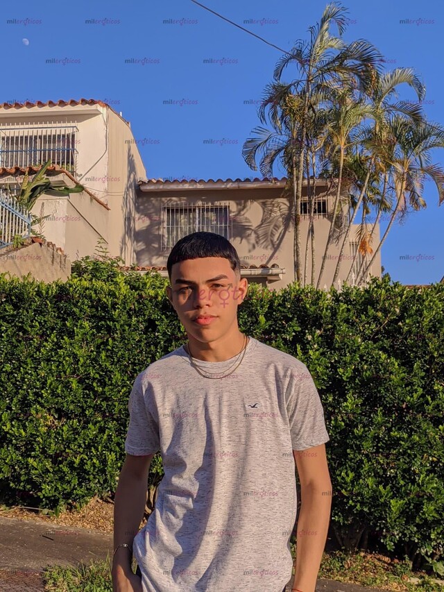 FOTOS DE SALUDOS SOY ANDRESITO UN CHICO NUEVO EN LA CUIDAD