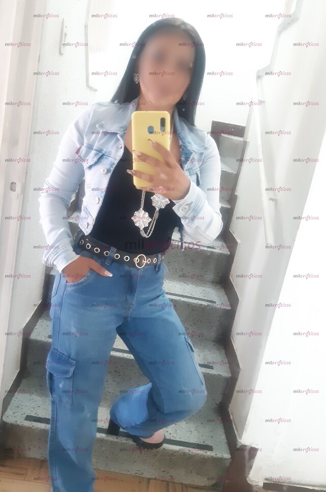 FOTOS DE KARINA UNA DAMA MADURA MUY SENSUAL QUE HACE DELICIOSOS MASAJES PARA QUE TE RELAJ