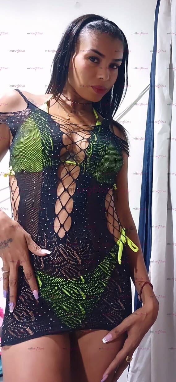 FOTOS DE SOY UNA MORENITA CALIENTE EN LA CAMA MEGUSTA BESAR Y PASARLA RICO