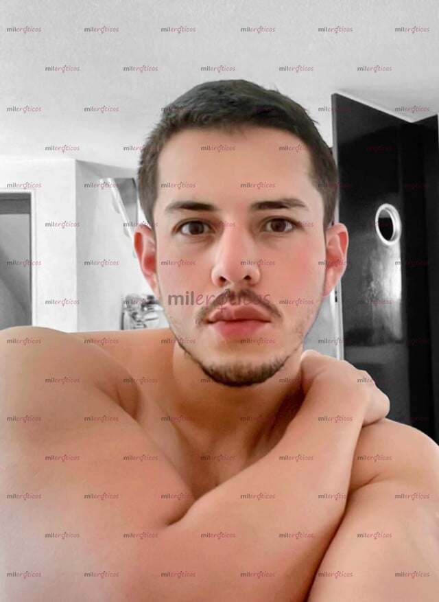 FOTOS DE DISPONIBLE CHICO GUAPO COMPLACIENTE Y DISCRETO. CUMPLE TU FANTASÍA