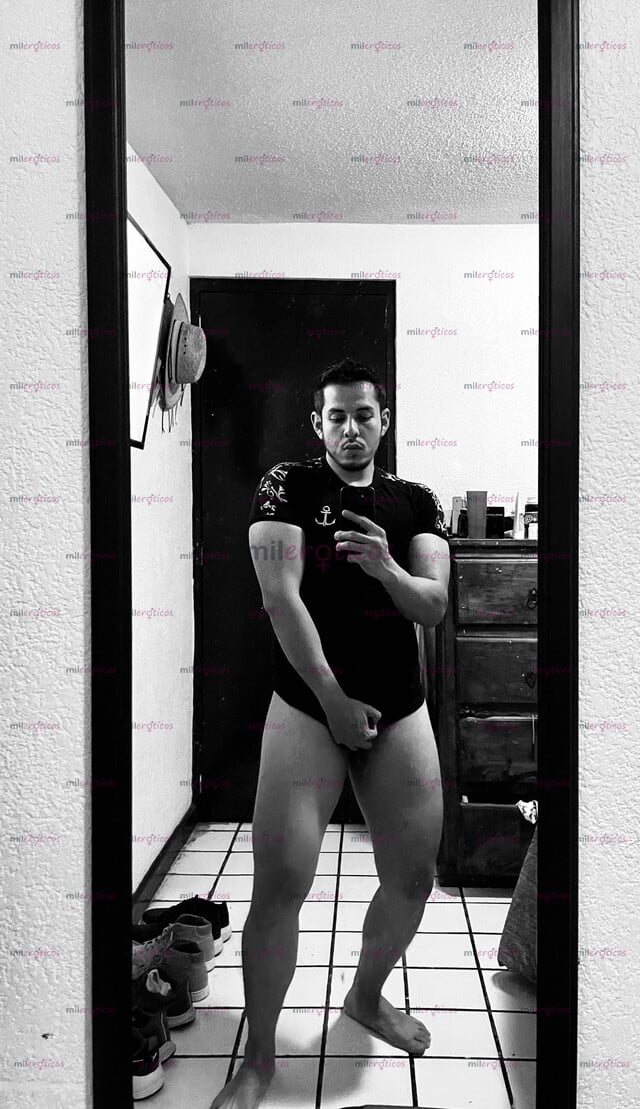FOTOS DE DISPONIBLE CHICO GUAPO COMPLACIENTE Y DISCRETO. CUMPLE TU FANTASÍA