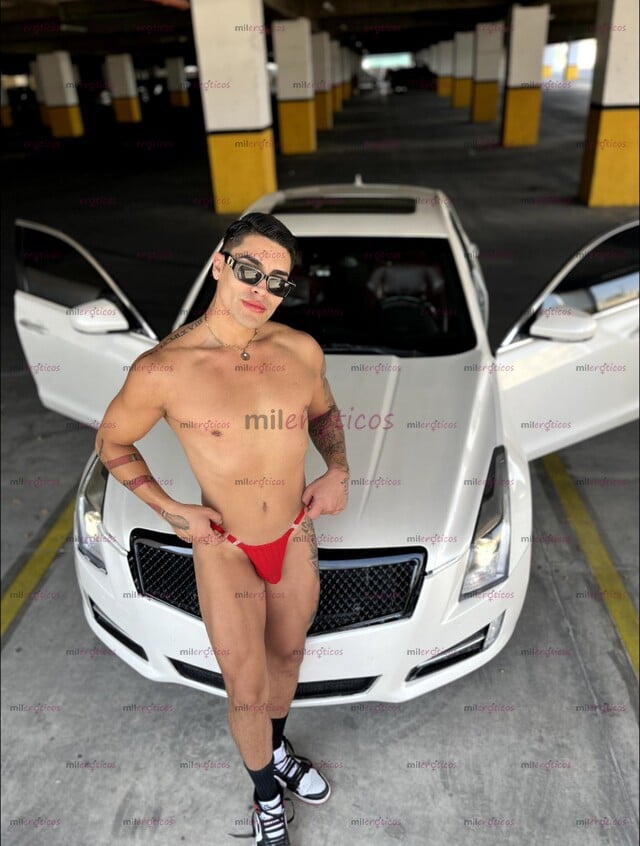 FOTOS DE HERMOSO MODELO CHICO ERÓTICO PORNO XXX LABIOS MAMADORES Y CULO APRETADITO