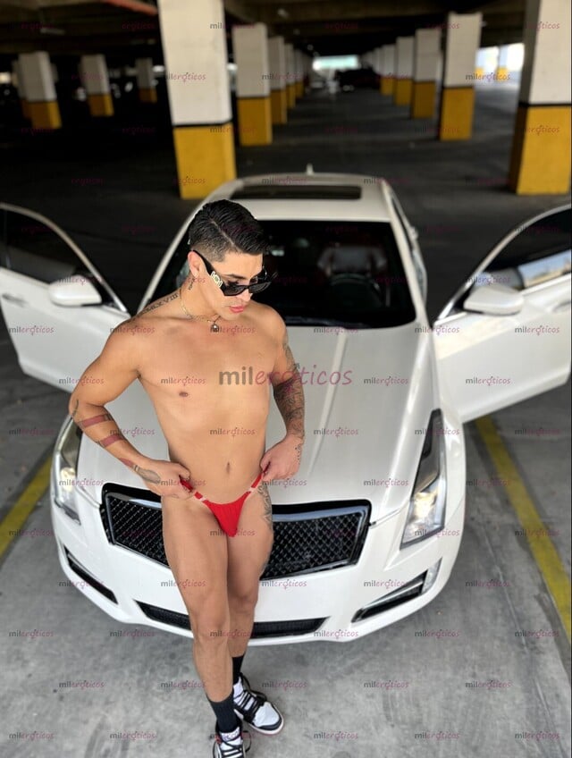 FOTOS DE HERMOSO MODELO CHICO ERÓTICO PORNO XXX LABIOS MAMADORES Y CULO APRETADITO
