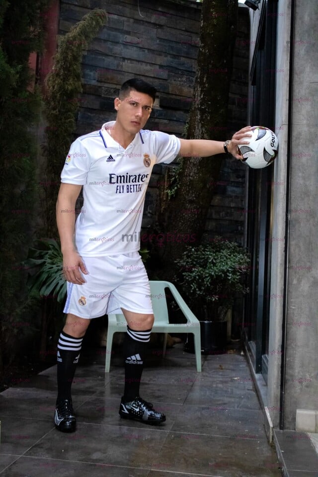 FOTOS DE CHICO ATLÉTICO ALTO VERGON 23 CM ATRACTIVO ESTA PARA COMPLACERTE 24 7