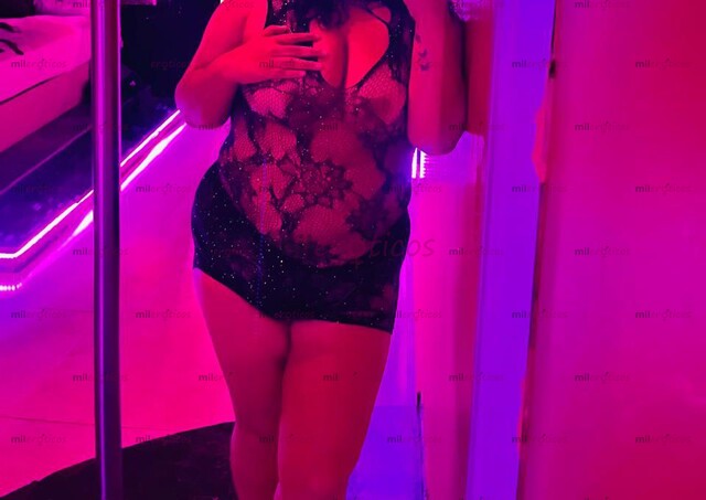FOTOS DE GORDIBUENA MORENITA CON GRANDES SENOS LISTA PARA PASAR UN TIEMPO RIQUÍSIMO