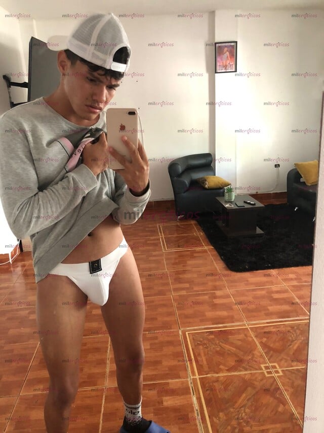 FOTOS DE MAN SERIO VERSÁTIL MASCULINO TRAGÓN LECHERO FULL MORBOSO
