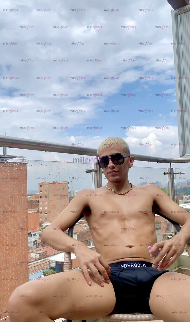 FOTOS DE MACHO MORBOSO COMPLACIENTE CON GANAS DE COMPLACER TUS FANTASÍAS