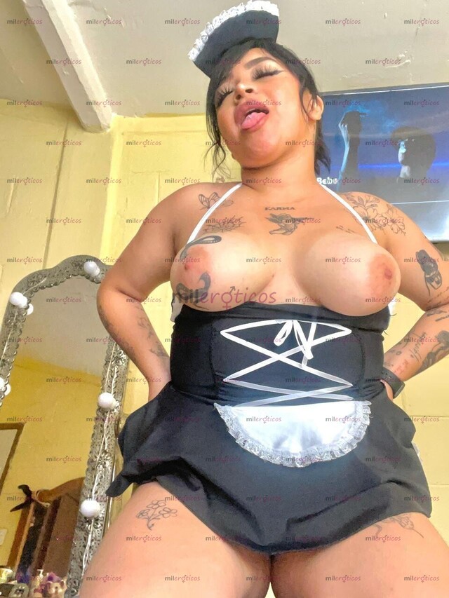 FOTOS DE BISEXUAL TETONA ZORRITA EXPERTA EN ORAL Y CON GANAS DE TODA TU LECHE EN LA CARA