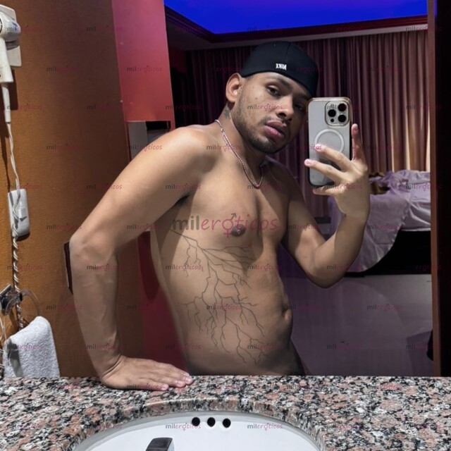 FOTOS DE MORENO VERGON DE 22CM PARA SATISFACER TUS PLACERES Y LLENARTE DE LECHE