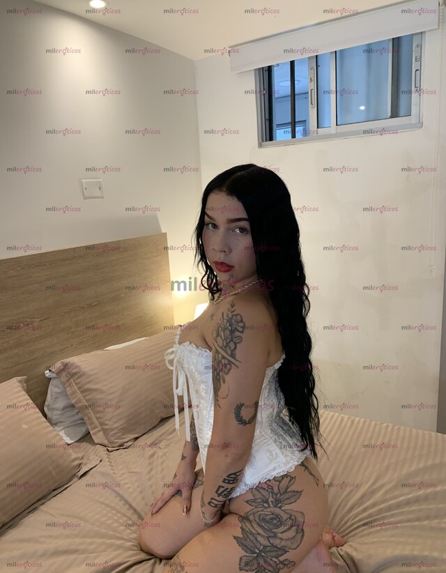 FOTOS DE HERMOSA COSTEÑA; DIOSA DEL SEXO Y ORAL NO TE LO PIERDAS!!!