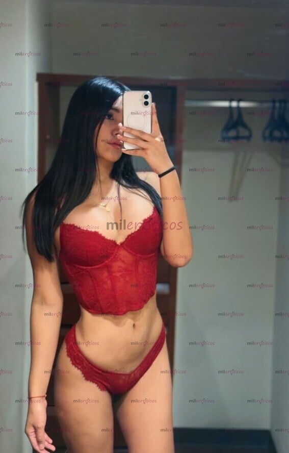 FOTOS DE ESTOY DELICIOSA, SEXOSA Y MUY CALIENTE PAPI SE HACER LO MÍO MIRA MI ONLYFANS!!