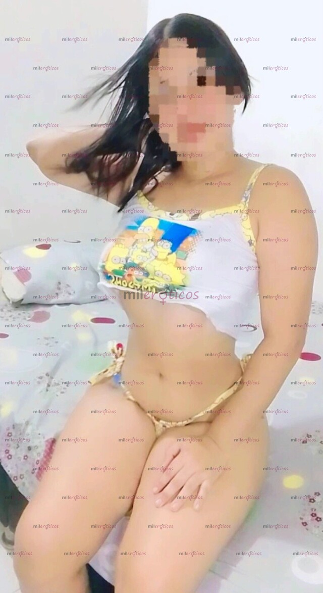 FOTOS DE UNA MORENA ARDIENTE Y LISTA PARA DARTE TU MEJOR MOMENTO