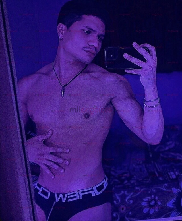 FOTOS DE JOVEN COMPLACIENTE DISPUESTO HACERTE PASAR EL MEJOR MOMENTO DE TU VIDA