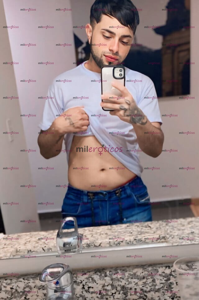 FOTOS DE CHICO DE 20 AÑOS DISCRETO FULL MORBOSO Y COMPLACIENTE LECHERO AL 100%