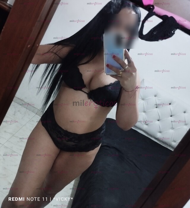 FOTOS DE VICKY LINDA Y SENSUAL CON SITIO PROPIO Y PRIVADO. .