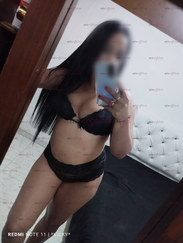 FOTOS DE VICKY LINDA Y SENSUAL CON SITIO PROPIO Y PRIVADO. .