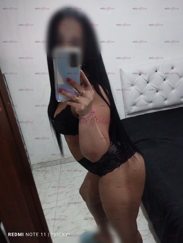 FOTOS DE VICKY LINDA Y SENSUAL CON SITIO PROPIO Y PRIVADO. .