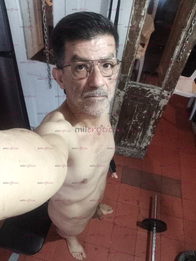 FOTOS DE MASAJISTA HOMBRE VARONIL PASIVO 60 AÑOS INDEPENDIENTE MEDELLÍN