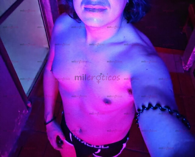 FOTOS DE RAMSES MASAJISTA Y ACOMPAÑANTE ACTIVO, BARONIL.