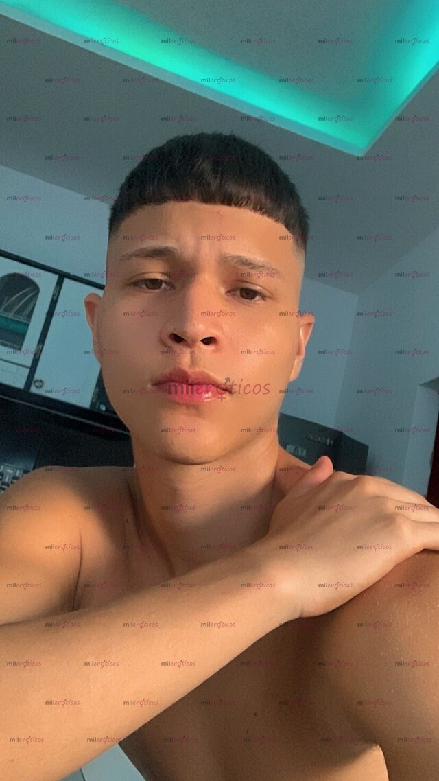 FOTOS DE POLLO PASIVO DE PASO EN EL POBLADO CON GANAS DE SEXO, DIVERSIÓN Y MUCHO $$$
