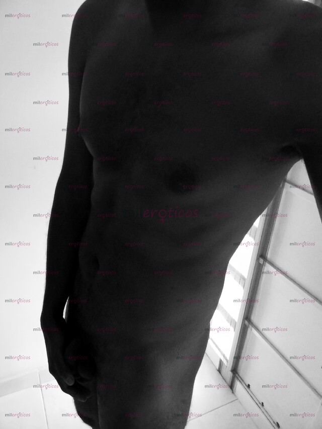 FOTOS DE MORENO ACTIVO CON GANAS DE HACERTE GEMIR