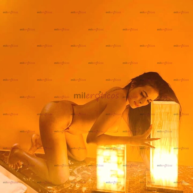 FOTOS DE ME LLAMO ALICIA CHAPARRITA MORENITA CON UN CUERPO BONITO