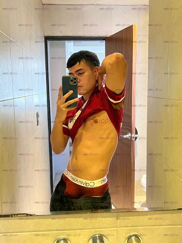 FOTOS DE UNICOS DIAS 20CM JOVENCITO EXTRANJERO, ATENCION A PAREJAS O MATRIMONIOS, TRIOS