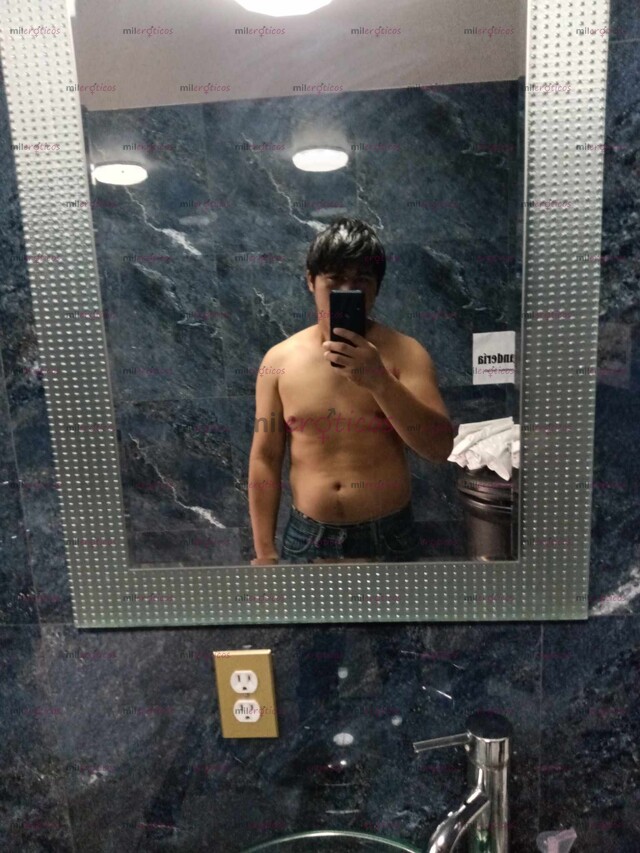 FOTOS DE JOVEN CON CARAMELO DE 19 CM BIEN LECHUDO