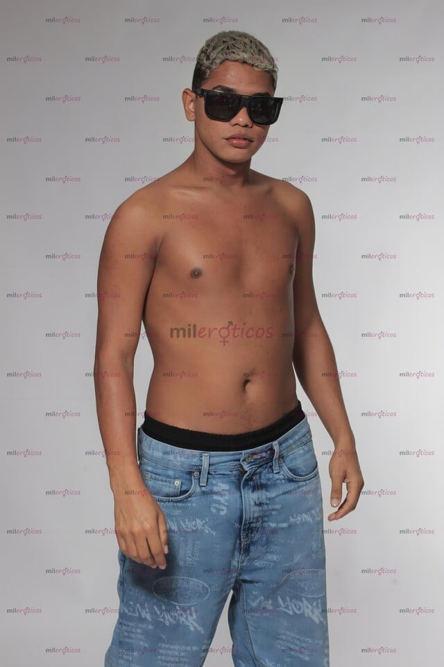 FOTOS DE PLACER VIRTUAL CON JOVEN DOTADO Y MUY TRAVIESO